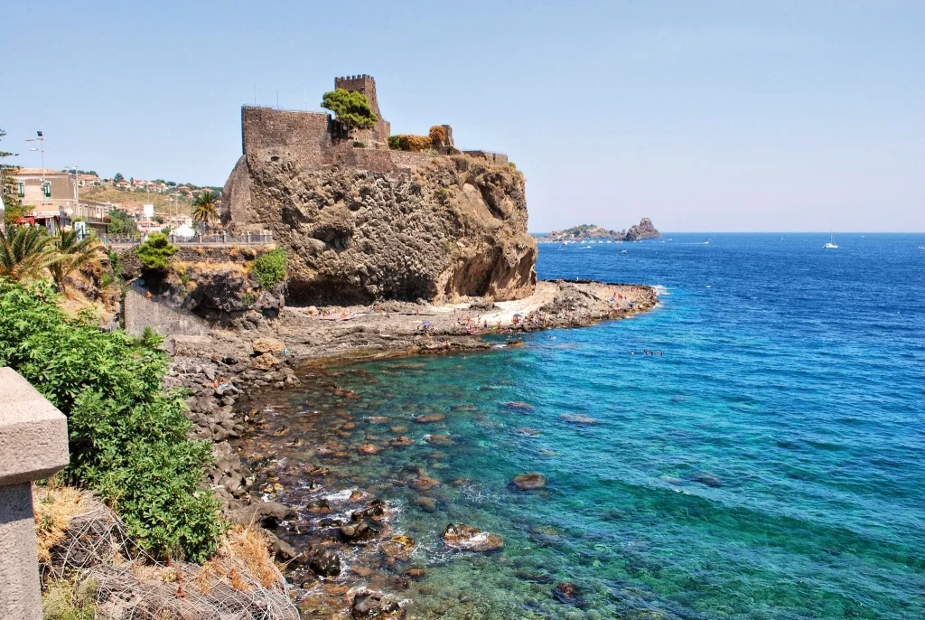 Aci Castello