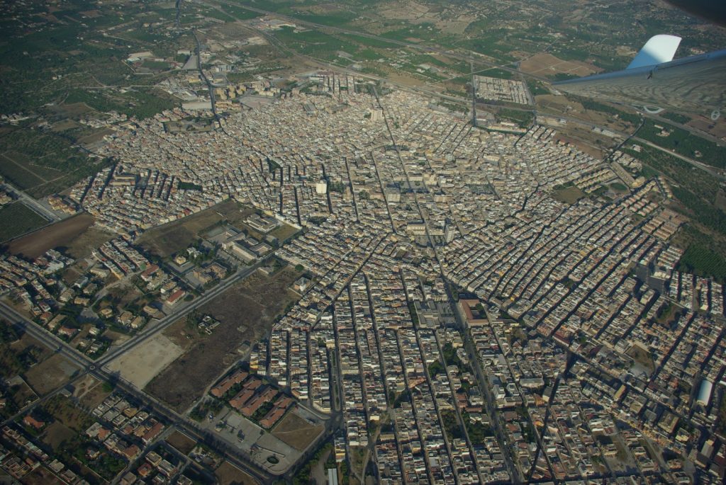 Avola città esagonale