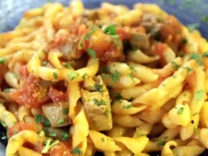 Busiate al ragù di tonno