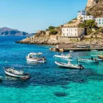 Marettimo, il gioiello più selvaggio delle Egadi: il paradiso siciliano che conserva il fascino delle vacanze di una volta