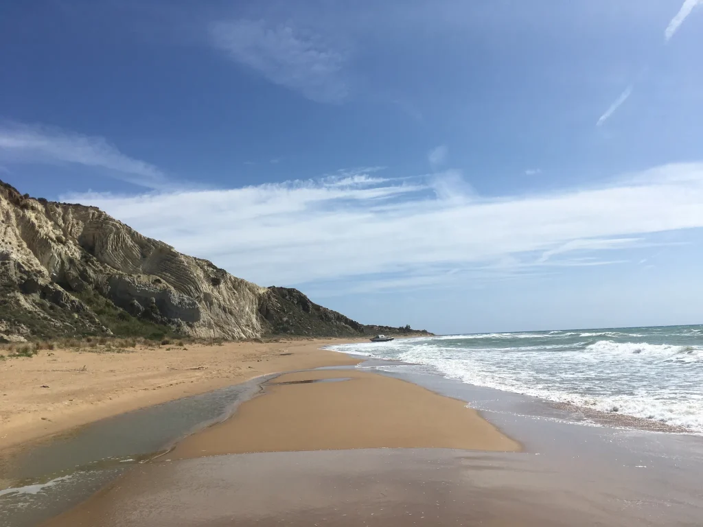 Spiaggia di Costone Bianco