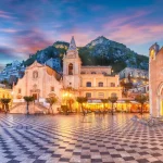 Taormina a settembre, il momento perfetto per scoprirla: cosa vedere e le esperienze da non perdere